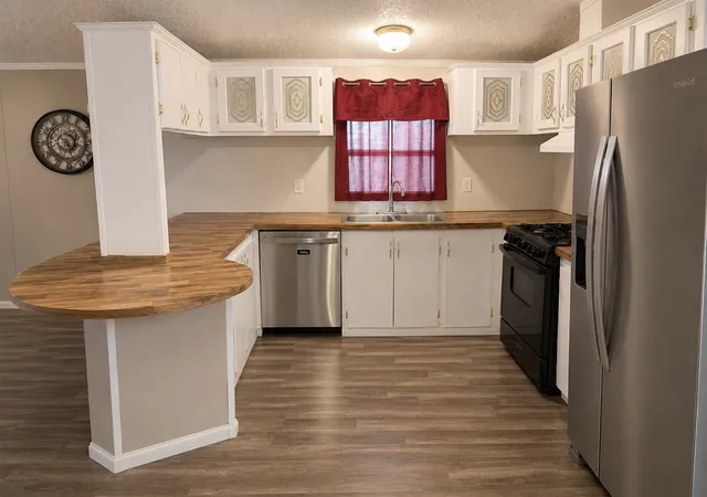 Photo 4 of Sale Pending at 103 S Stark St, Kiefer, OK 74041 | MLS# 2632248 | Listing updated on 2026-09-05