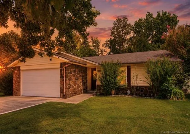 Photo 1 of Single family home for sale at 3111 S 213th East Ave, Broken Arrow, OK 74014 | MLS# 2632308 | Listing updated on 2026-09-08