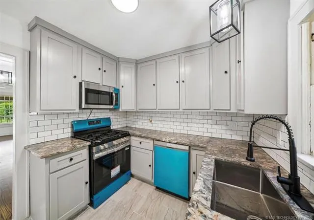 Photo 3 of Single family home for sale at 217 E Young St, Tulsa, OK 74106 | MLS# 2632294 | Listing updated on 2026-09-06