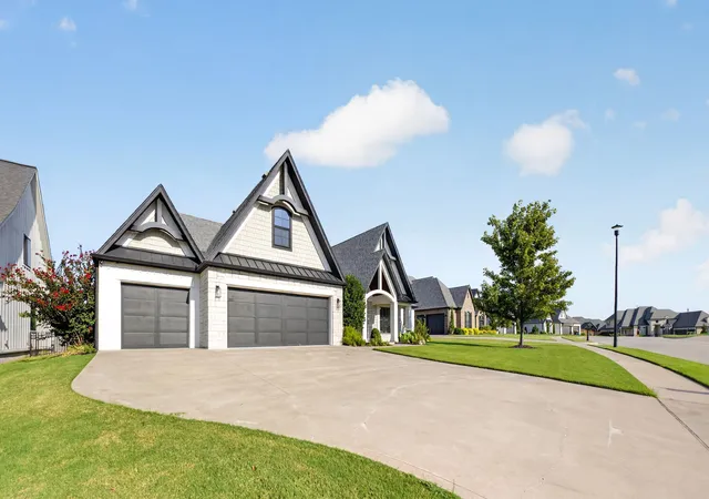Photo 3 of Single family home for sale at 12719 S 4th Street, Jenks, OK 74037 | MLS# 2632326 | Listing updated on 2026-09-14