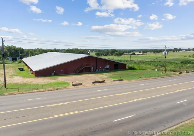 Land for sale at 605 NE Lincoln Rd, Idabel, OK 74745 | MLS# 2632347