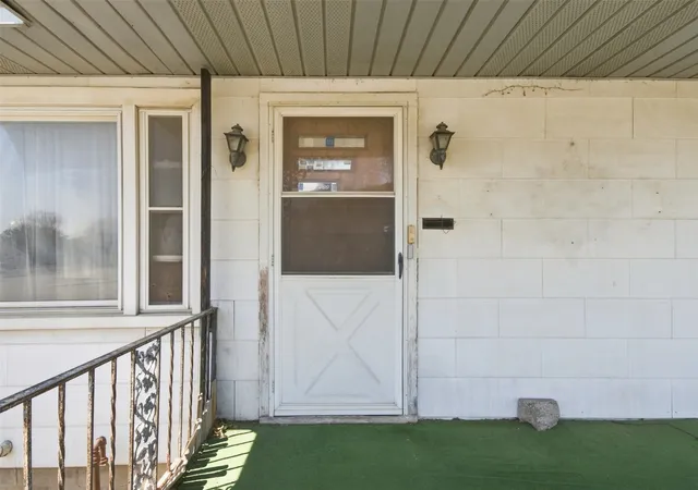 Photo 2 of Single family home for sale at 423 N Wilson, Vinita, OK 74301 | MLS# 2632355 | Listing updated on 2026-09-01