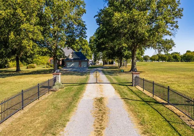 Photo 2 of Single family home for sale at 14157 E 580 Road, Inola, OK 74036 | MLS# 2632358 | Listing updated on 2026-09-04