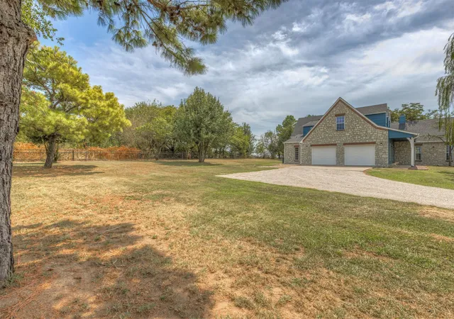 Photo 3 of Sale Pending at 19923 W 80th Street N, Haskell, OK 74436 | MLS# 2632338 | Listing updated on 2026-09-09
