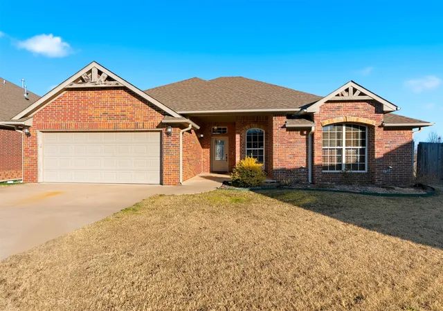 Photo 1 of Single family home for sale at 431 Westchester Ct, Ada, OK 74820 | MLS# 2632335 | Listing updated on 2026-09-02