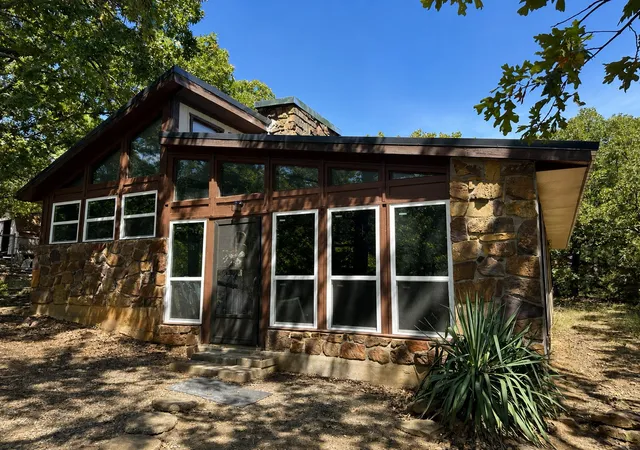 Photo 2 of Single family home for sale at 427 Lake Shore, Atoka, OK 74525 | MLS# 2632341 | Listing updated on 2026-09-08