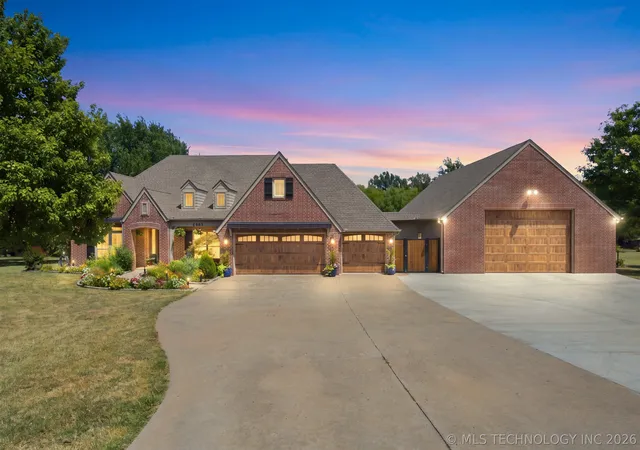 Photo 1 of Sale Pending at 1383 N 28th Street, Collinsville, OK 74021 | MLS# 2632323 | Listing updated on 2026-09-08