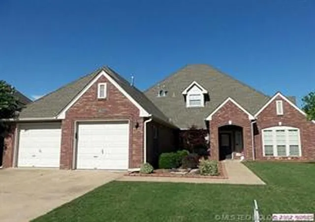Photo 1 of Single family home for sale at 8922 N 137th Avenue E, Owasso, OK 74055 | MLS# 2632433 | Listing updated on 2026-09-02