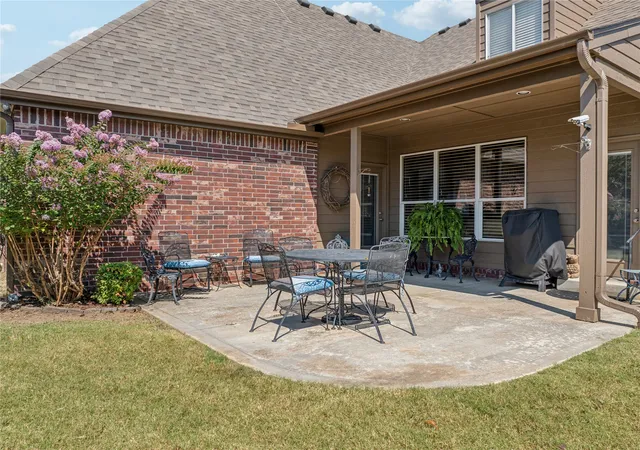 Photo 3 of Single family home for sale at 7302 95th Street, Tulsa, OK 74133 | MLS# 2631433 | Listing updated on 2026-10-05