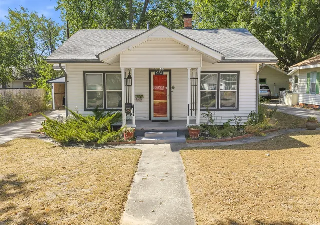 Photo 1 of Sale Pending at 616 Northwest 14th, Ardmore, OK 73401 | MLS# 2631312 | Listing updated on 2026-09-09