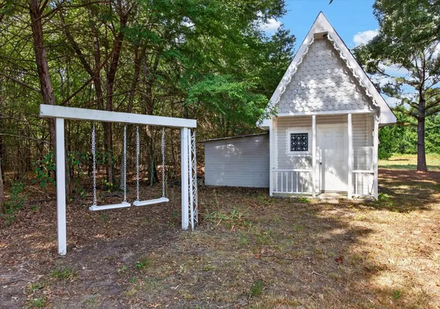 Photo 3 of Sale Pending at 16607 Highway 83, Howe, OK 74940 | MLS# 2632441 | Listing updated on 2026-10-06
