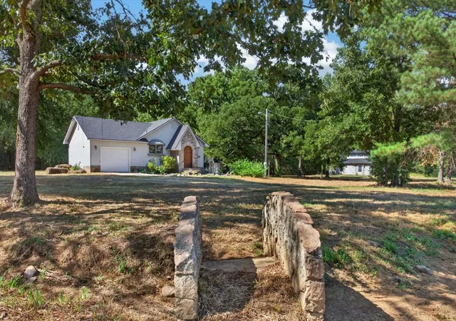Photo 4 of Sale Pending at 16607 Highway 83, Howe, OK 74940 | MLS# 2632441 | Listing updated on 2026-10-06