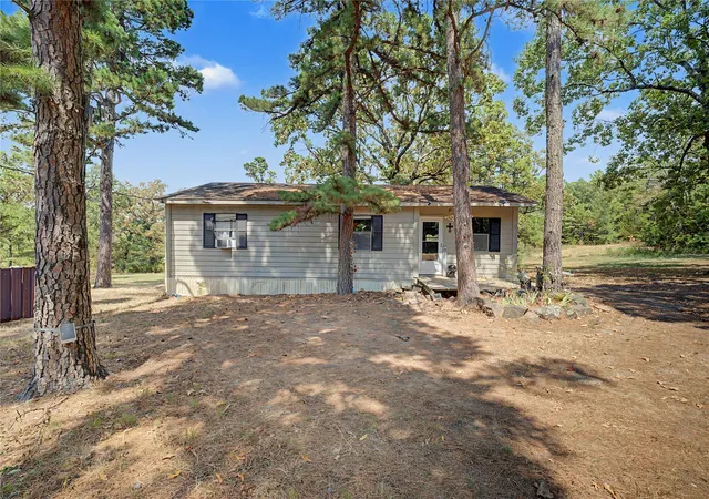 Photo 2 of Single family home for sale at 30066 W County Rd 1343d, Mc Curtain, OK 74944 | MLS# 2632499 | Listing updated on 2026-09-13