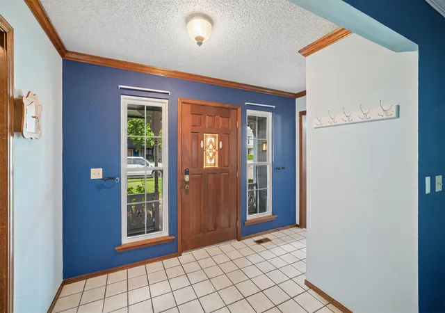 Photo 4 of Sale Pending at 3817 S Dogwood Ave, Broken Arrow, OK 74011 | MLS# 2632422 | Listing updated on 2026-09-06