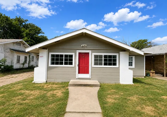 Photo 2 of Single family home for sale at 1107 S Armstrong, Bartlesville, OK 74003 | MLS# 2632581 | Listing updated on 2026-09-03