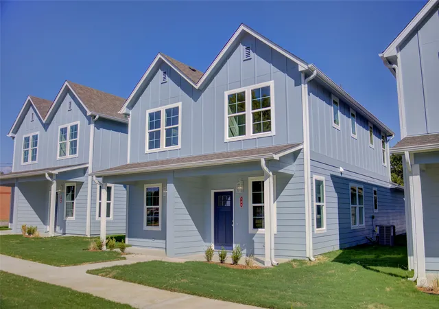Photo 1 of Multi family home for sale at 718 N Weenonah Ave, Claremore, OK 74017 | MLS# 2632622 | Listing updated on 2026-09-03