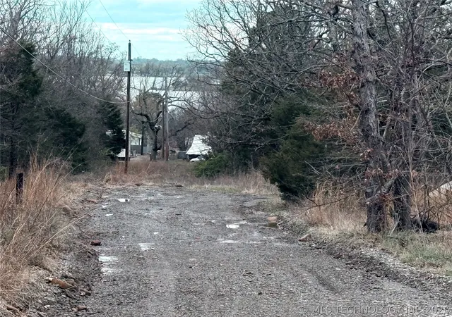 Photo 1 of Land for sale at E Davis St, Eufaula, OK 74432 | MLS# 2632637 | Listing updated on 2026-09-02