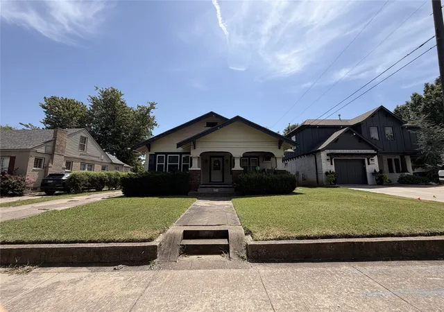 Photo 2 of Sale Pending at 3218 E 3rd Street, Tulsa, OK 74104 | MLS# 2632518 | Listing updated on 2026-09-05