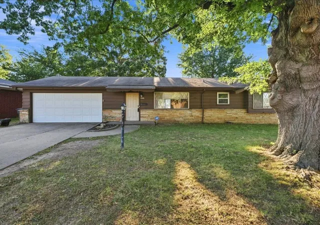 Photo 1 of Single family home for sale at 633 N 26th Westavenue, Tulsa, OK 74127 | MLS# 2631536 | Listing updated on 2026-09-03