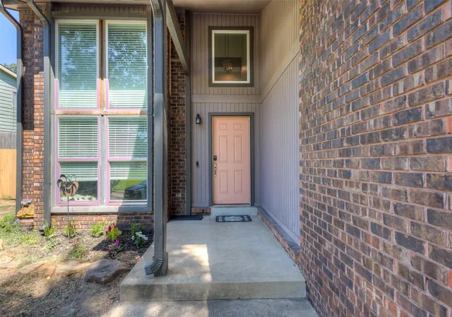 Photo 3 of Single family home for sale at 1803 E Denton Ave, Sapulpa, OK 74066 | MLS# 2632374 | Listing updated on 2026-09-11