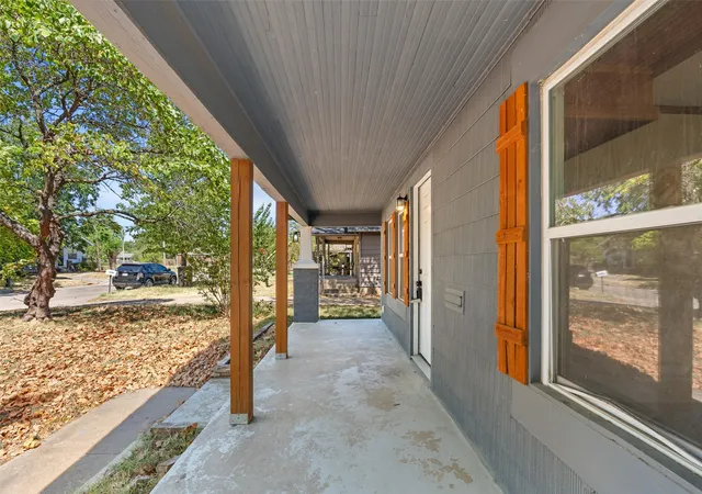 Photo 3 of Single family home for sale at 1408 S Maple Ave, Bartlesville, OK 74003 | MLS# 2632667 | Listing updated on 2026-09-04