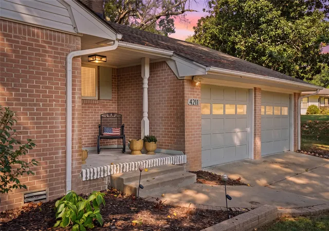 Photo 3 of Single family home for sale at 4211 Robertson Blvd, Muskogee, OK 74401 | MLS# 2632672 | Listing updated on 2026-09-07