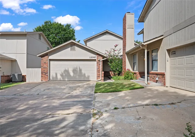 Single family home for sale at 13047 28th Place, Tulsa, OK 74134 | MLS# 2632678