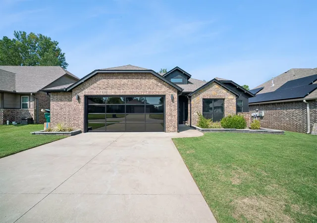Photo 2 of Single family home for sale at 5330 Skylane Dr, Sand Springs, OK 74063 | MLS# 2632547 | Listing updated on 2026-09-03