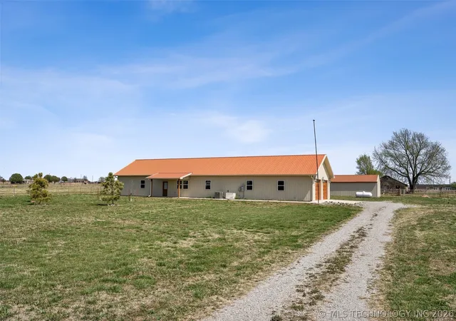 Photo 2 of Single family home for sale at 13908 N 3973 Drive, Dewey, OK 74029 | MLS# 2632692 | Listing updated on 2026-09-08