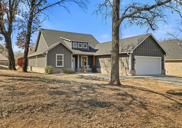 Photo 2 of Single family home for sale at 11845 Oak Ridge Dr, Kingston, OK 73439 | MLS# 2632694 | Listing updated on 2026-09-09