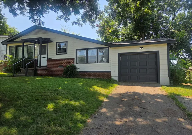 Photo 1 of Single family home for sale at 2020 W 46th Street, Tulsa, OK 74107 | MLS# 2632621 | Listing updated on 2026-09-04