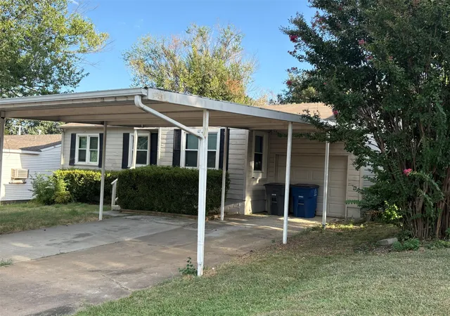 Photo 7 of Sale Pending at 6944 E 7th Street, Tulsa, OK 74112 | MLS# 2632394 | Listing updated on 2026-09-30