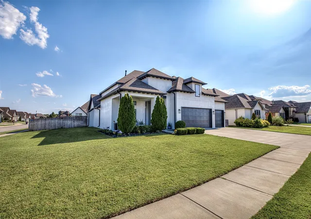 Photo 4 of Sale Pending at 7392 E 126th Street S, Bixby, OK 74008 | MLS# 2632633 | Listing updated on 2026-09-08
