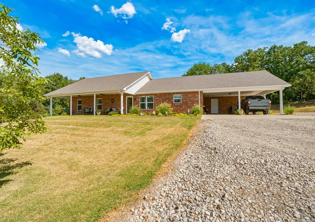 Photo 4 of Single family home for sale at 7777 Franks, Sulphur, OK 73086 | MLS# 2630950 | Listing updated on 2026-09-04