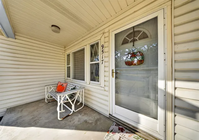 Photo 4 of Sale Pending at 9517 E Newton Pl, Tulsa, OK 74115 | MLS# 2632735 | Listing updated on 2026-09-04