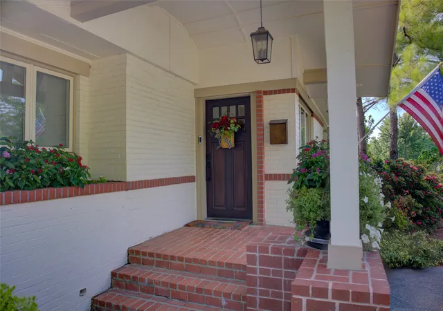 Photo 3 of Single family home for sale at 3845 Utica Ave, Tulsa, OK 74105 | MLS# 2632369 | Listing updated on 2026-09-06