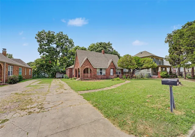Photo 3 of Multi family home for sale at 1216 S Birmingham Ave E, Tulsa, OK 74104 | MLS# 2632753 | Listing updated on 2026-09-08