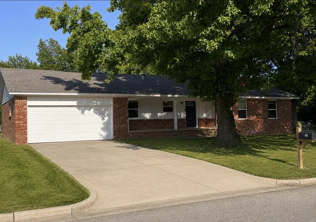 Photo 2 of Single family home for sale at 801 N Brady Dr, Hominy, OK 74035 | MLS# 2632743 | Listing updated on 2026-09-04