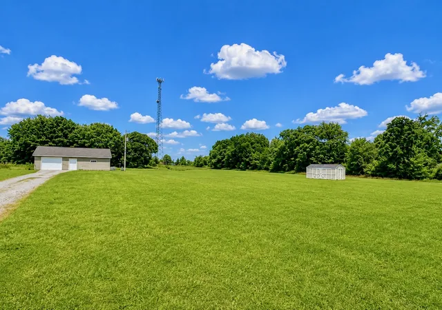 Photo 17 of Single family home for sale at 4550 Enos Rd, Kingston, OK 73439 | MLS# 2632763 | Listing updated on 2026-09-04