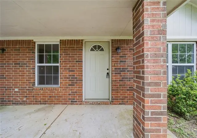Photo 2 of Single family home for sale at 503 Quail Lake Dr, Henryetta, OK 74437 | MLS# 2632756 | Listing updated on 2026-09-04