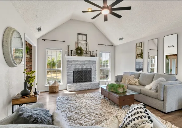 Photo 4 of Sale Pending at 11118 E 117th Street, Collinsville, OK 74021 | MLS# 2632655 | Listing updated on 2026-09-04