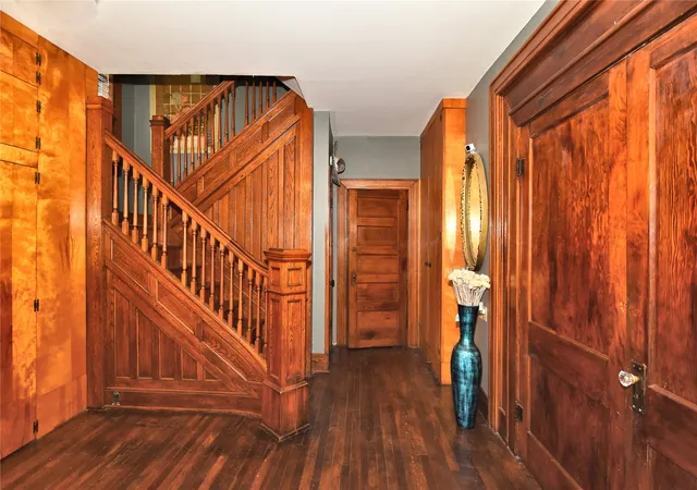 Photo 3 of Single family home for sale at 827 N Norfolk Ave, Tulsa, OK 74106 | MLS# 2632340 | Listing updated on 2026-09-09