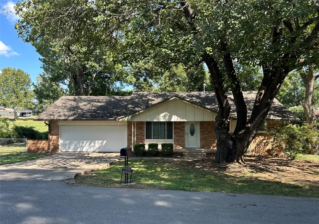 Photo 1 of Single family home for sale at 11755 S 76th Eastavenue, Bixby, OK 74008 | MLS# 2632783 | Listing updated on 2026-09-04