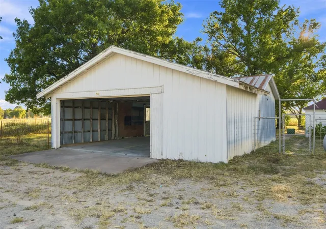 Photo 4 of Single family home for sale at 447167 E 280 Road, Vinita, OK 74301 | MLS# 2632788 | Listing updated on 2026-09-04