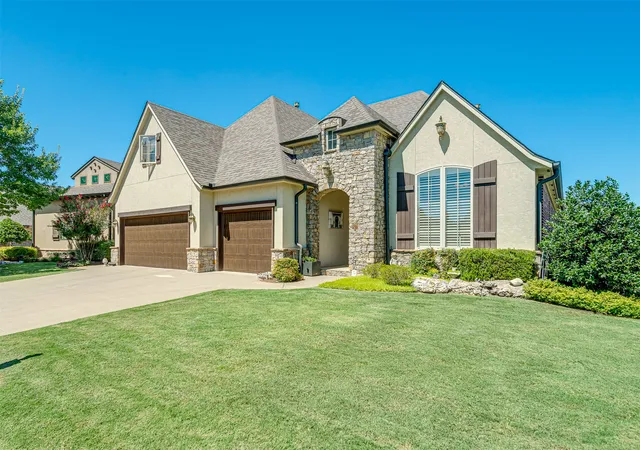 Photo 1 of Sale Pending at 9487 E 109th Place, Tulsa, OK 74133 | MLS# 2632297 | Listing updated on 2026-09-05