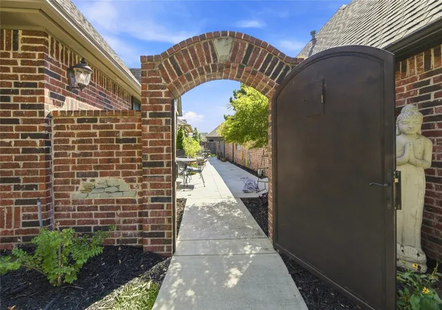 Photo 3 of Sale Pending at 9709 E 90th Court, Owasso, OK 74055 | MLS# 2632818 | Listing updated on 2026-09-11