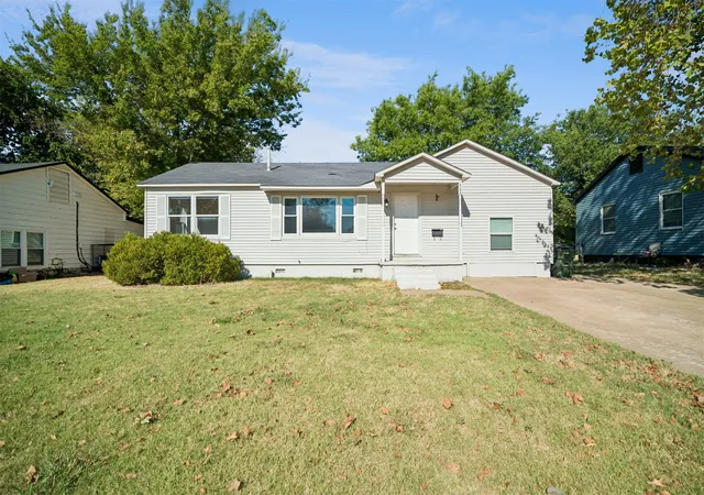Photo 1 of Single family home for sale at 408 N Cedar St, Owasso, OK 74055 | MLS# 2632823 | Listing updated on 2026-09-20
