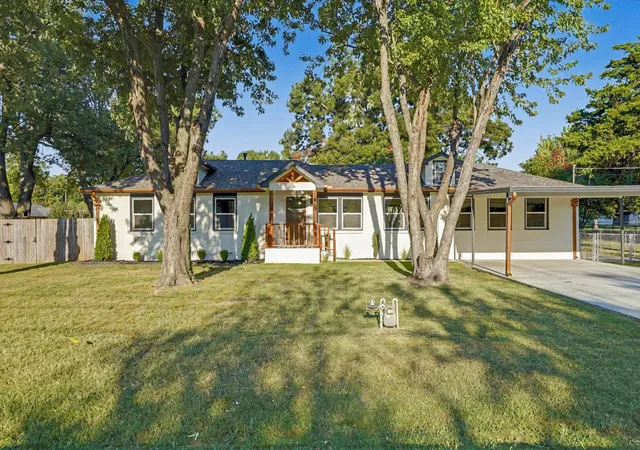 Photo 1 of Single family home for sale at 748 S 87th Eastavenue, Tulsa, OK 74112 | MLS# 2632824 | Listing updated on 2026-09-04