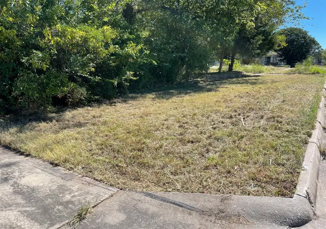 Photo 3 of Land for sale at 116 Geneva, Muskogee, OK 74403 | MLS# 2632803 | Listing updated on 2026-09-03