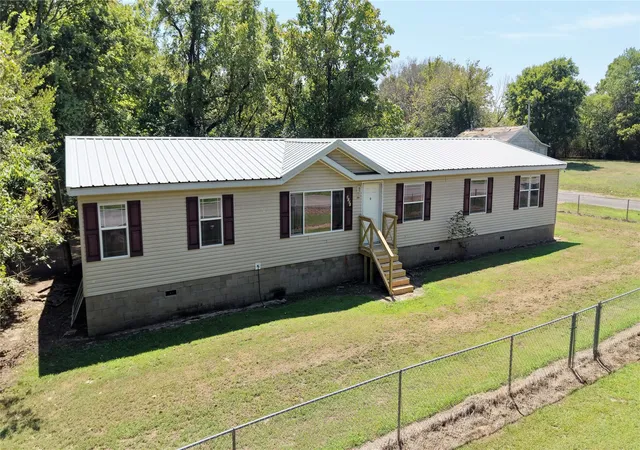 Photo 1 of Manufactured home for sale at 2131 Maryland Ave, Muskogee, OK 74401 | MLS# 2632835 | Listing updated on 2026-09-04